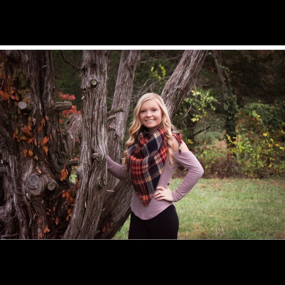 Meet your Posher, Samantha